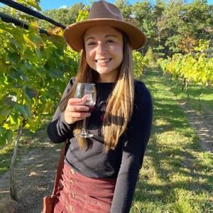 Meet your Posher, Nicole